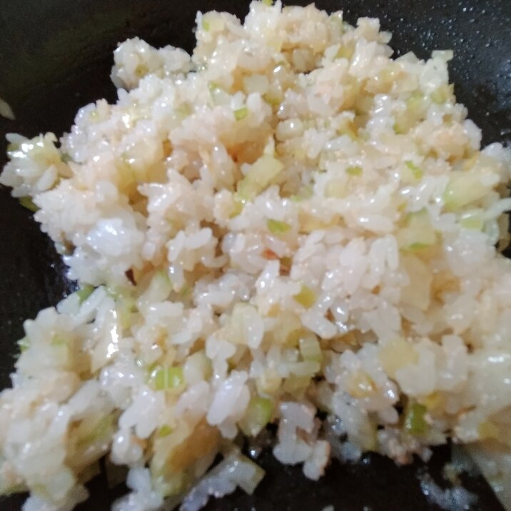 セロリ辛子明太子のごはん炒め
